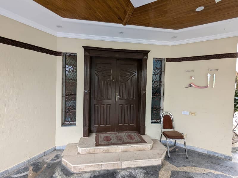 20-Marla Full House For Rent In DHA Ph-4 Lahore Owner Built House. 2