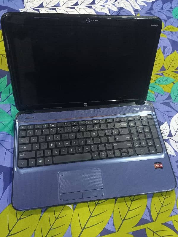 HP Laptop AMD A8 Vision 2