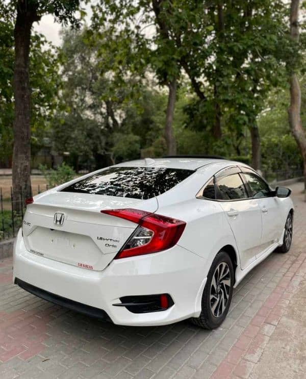 Honda Civic VTi Oriel Prosmatec 2018 5