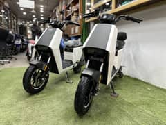 Honda S08 Electric Scooter