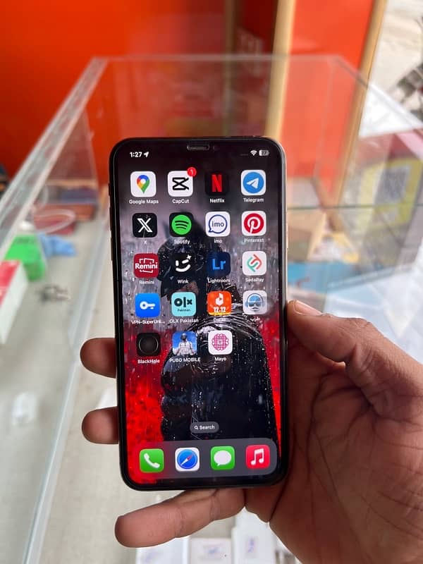 iphone xs max | factory unlocked | 256 | exchange possible 9