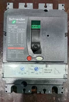 Schneider 3-Pole 250A Breaker Original