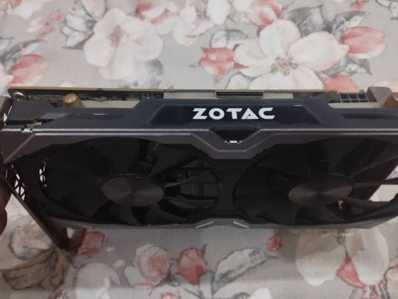 Gtx 1060 6gb Zotac Amp Edition better than rx580 2