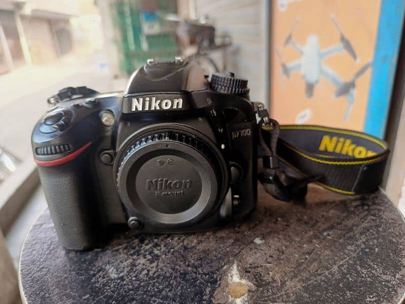 Nikon D7100 with 18-140 lens 1