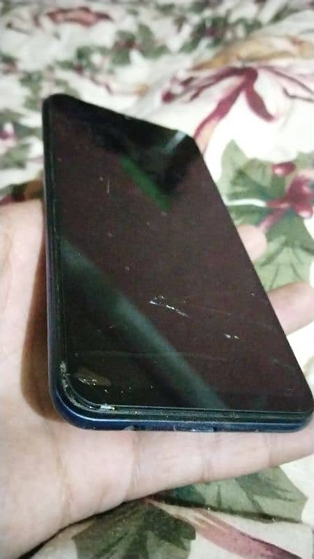 Samsung a10 with box no charger 2