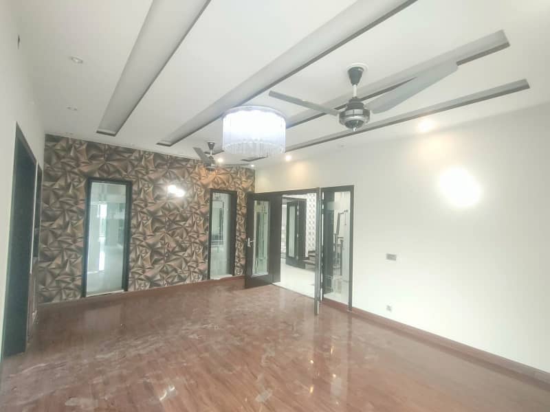 One Kanal House Available For Rent In DHA Phase 06 17