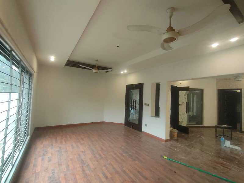 One Kanal House Available For Rent In DHA Phase 06 22