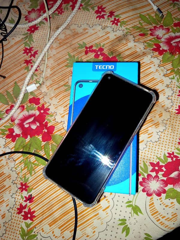 Tecno coman 15 /4/128 with box 0