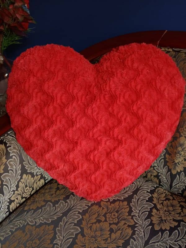 Heart Shaped pillow As New Condition 0