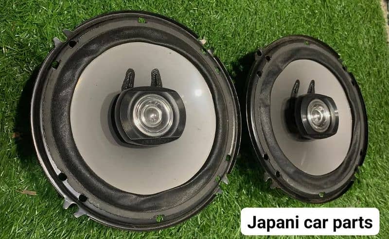 Pioneer 6.5 inch 200W Coaxial speakers. 1