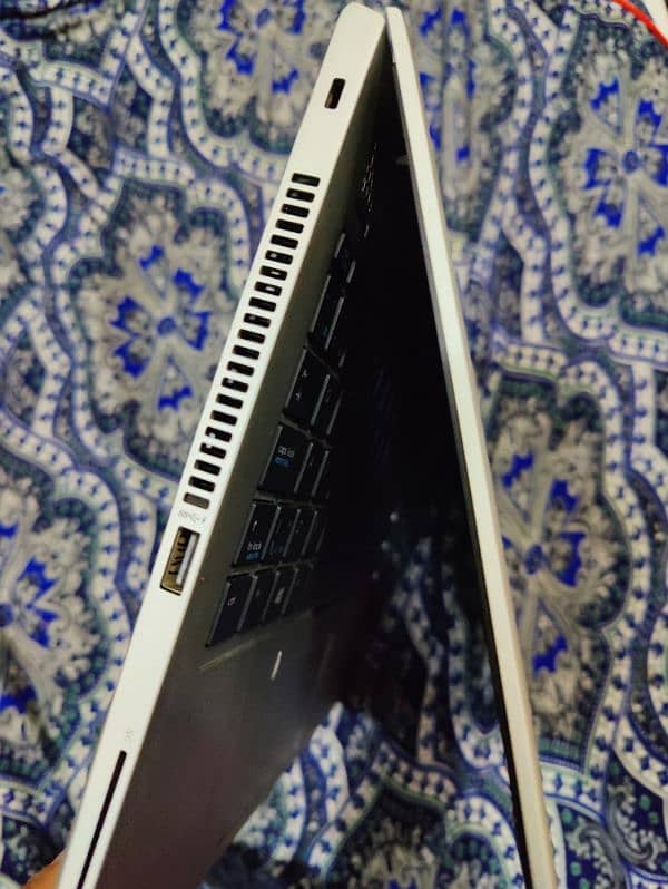 HP Elitebook 2