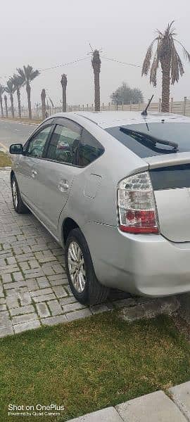 Toyota Prius 2013 4