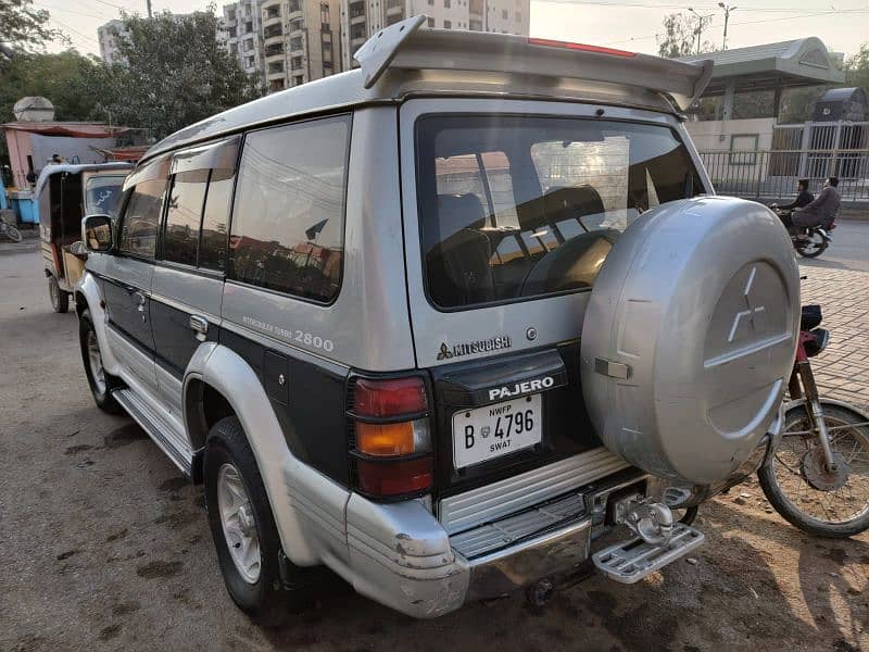 Mitsubishi Pajero 1994 2