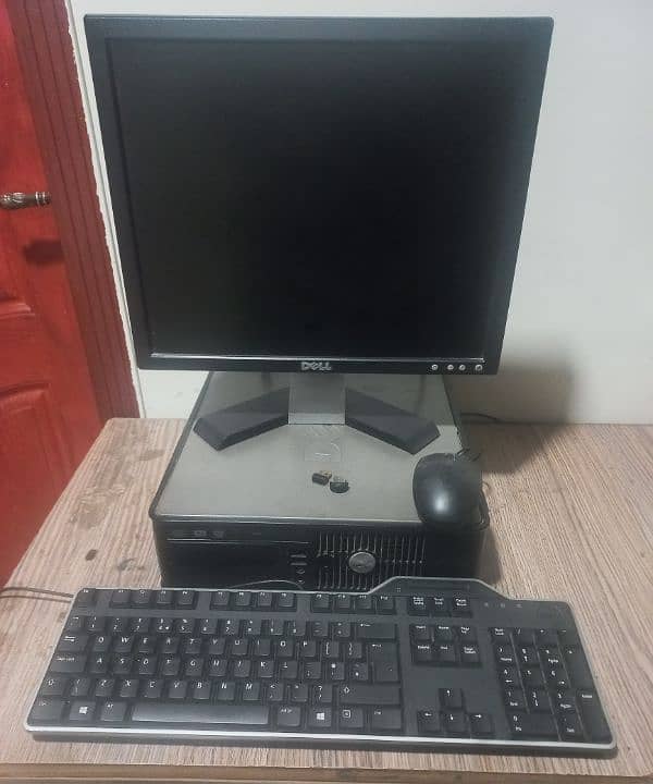 SSD installed DELL Desktop PC with complete accessories 0