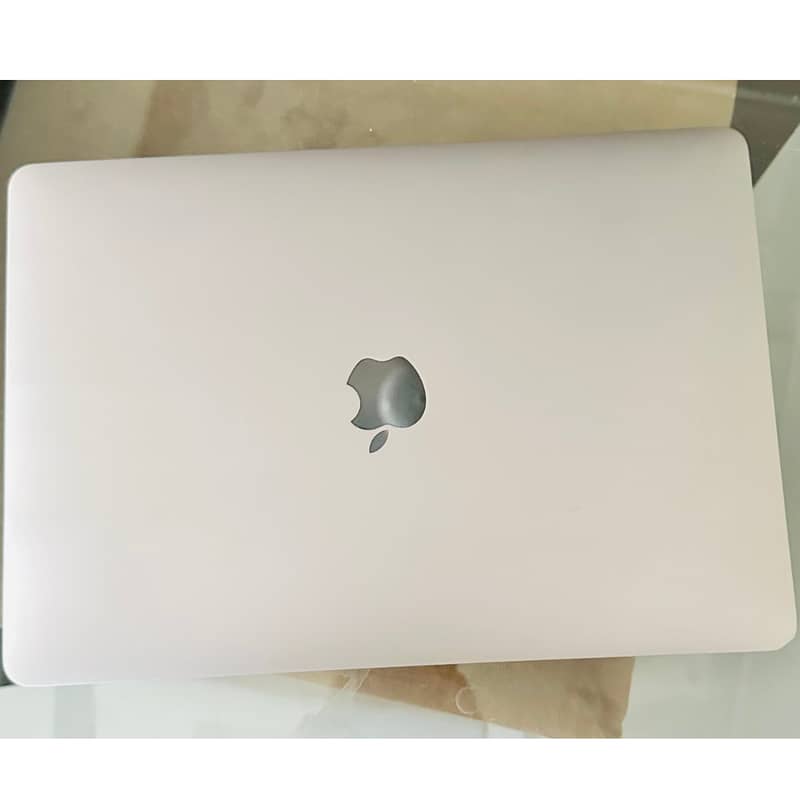 Macbook Pro 2019 13” Core i5 256GB 16GB RAM Touch Bar 2