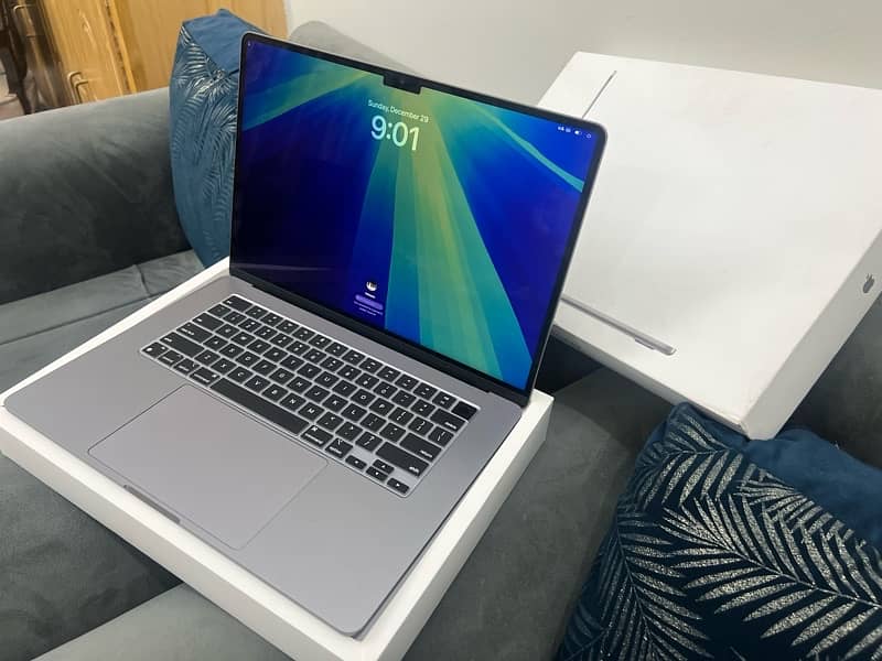 Macbook Air M3 15 Inch 8/256 Space Grey 3