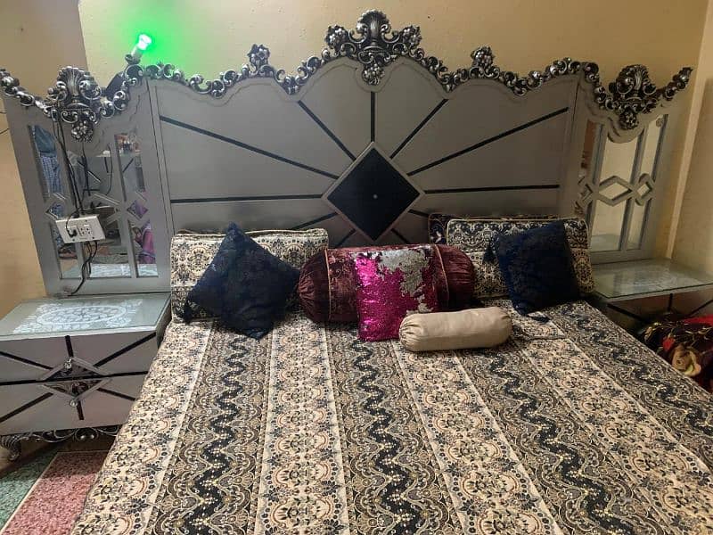 Bed set dressing and diwaan 2