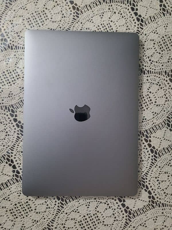 MacBook pro 2019 128 GB i5 urgent sale 2