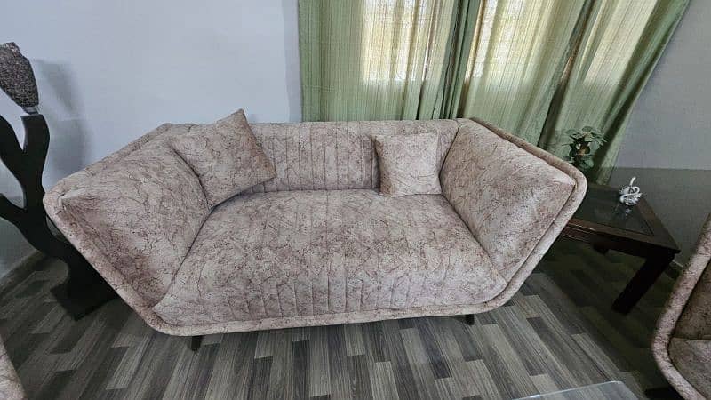 7 SEATER SOFA JUST LIKE NEW 1