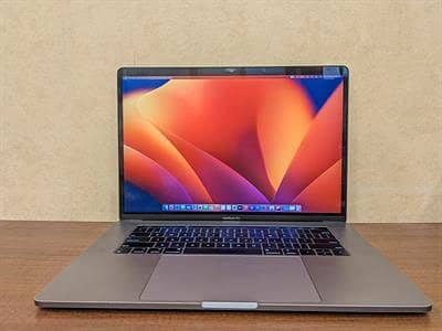 Mac Book Pro 2018.15 Inches , All Speced. 0