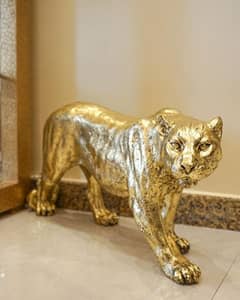 Golden Leopard decor showpiece