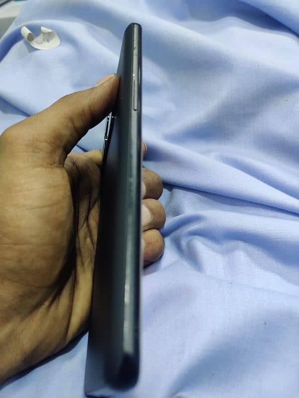 One plus 10 pro Non pta all ok 10by9  onely ceyers yours connet 1