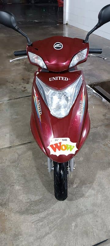 United Scooty 100 3