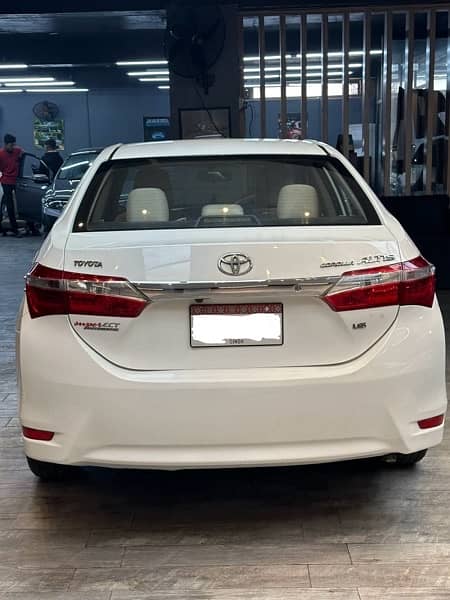 Toyota Corolla Altis 2015 8