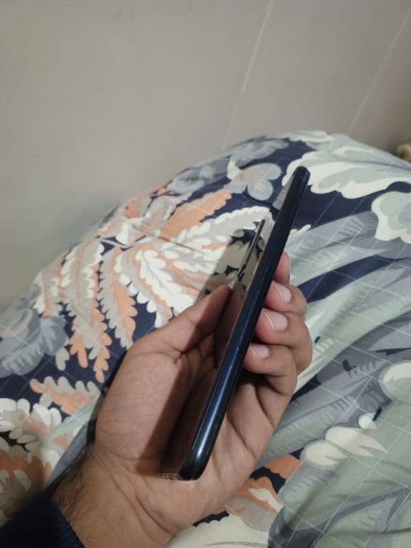 vivo y20 in good condition 2