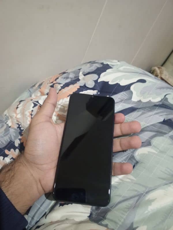 vivo y20 in good condition 5