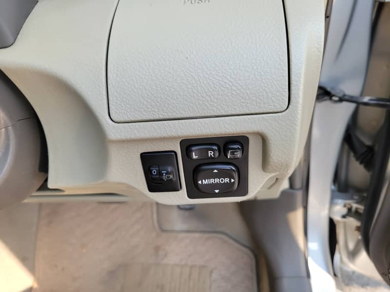 Toyota Belta 2010 For Sale 12