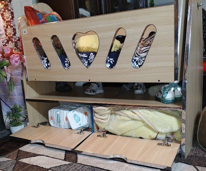 Wooden swing (Johla) with storage for newly born baby to 4 years kids 1