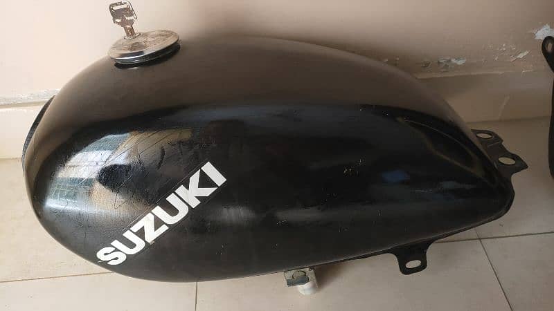 Suzuki Gs150 spare parts for sale 0