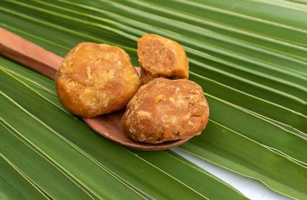 Desi Organic Gurr Jaggery 8