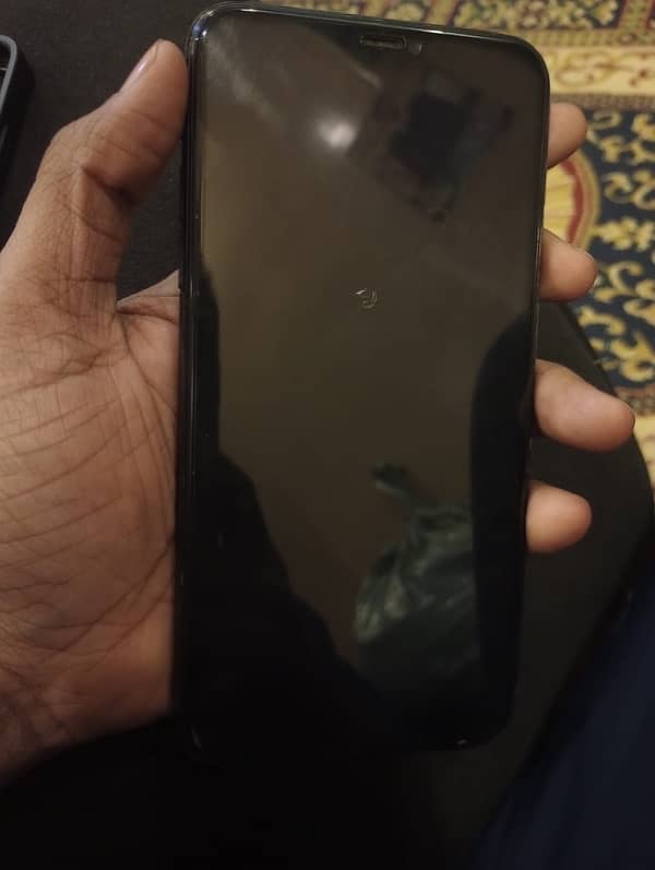 iphone 11 pro max Pta approved 1