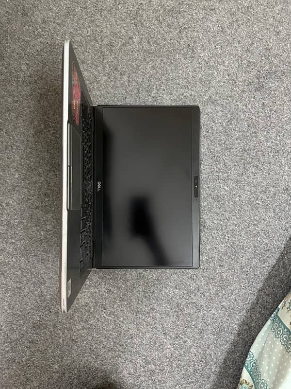 Dell laptop 3