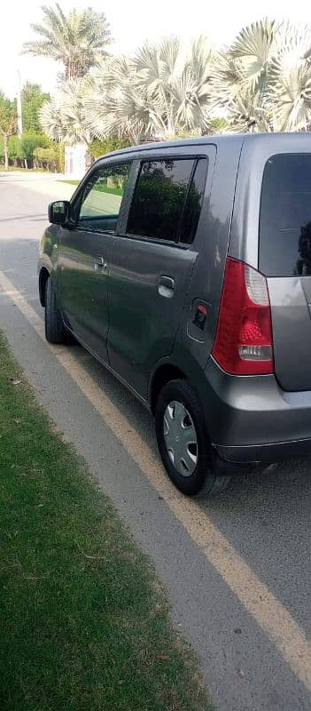 Suzuki Wagon R 2018 5