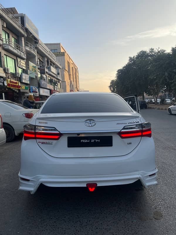 Toyota Corolla Altis 2020 5