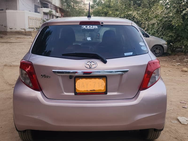 Toyota Vitz (F PACKAGE) 2012 / 14 6