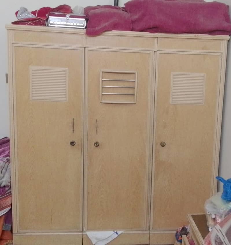 Bedroom Set with defider  Urgent Sale 4