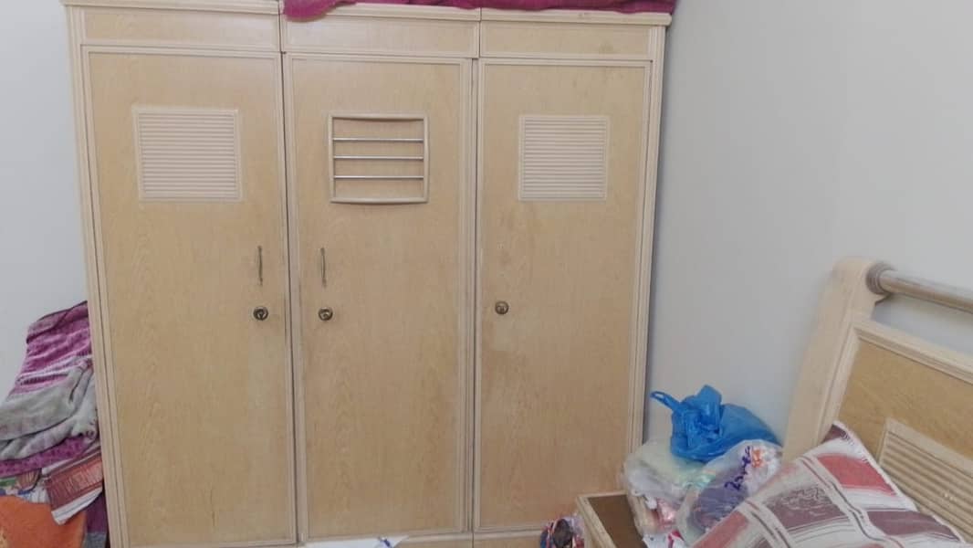 Bedroom Set with defider  Urgent Sale 6