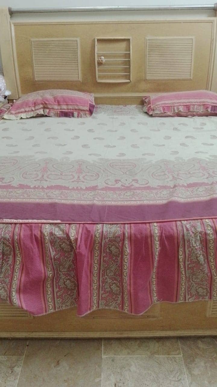 Bedroom Set with defider  Urgent Sale 9