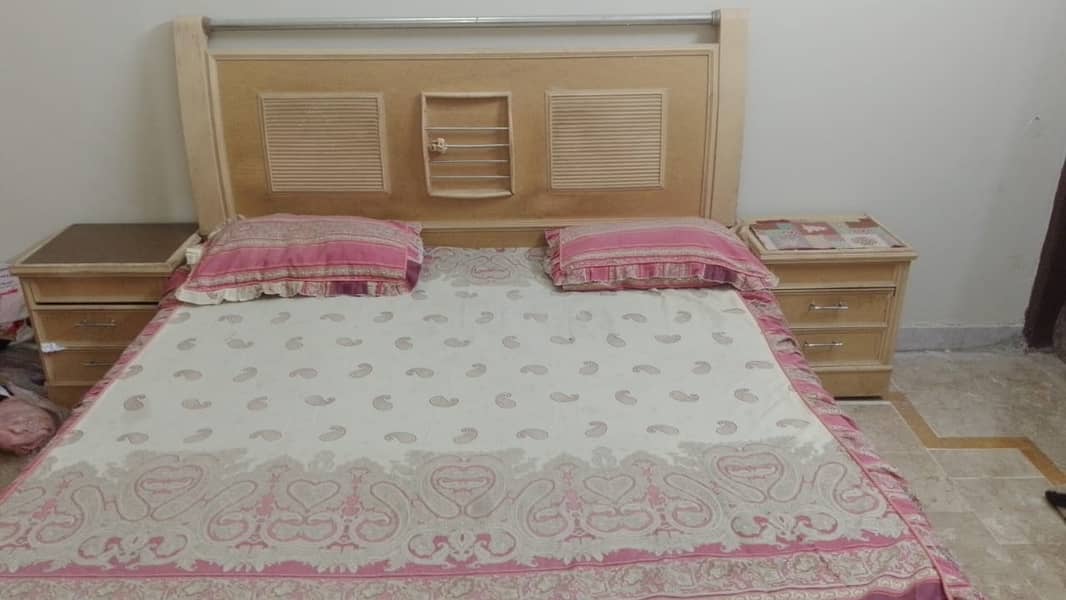 Bedroom Set with defider  Urgent Sale 10