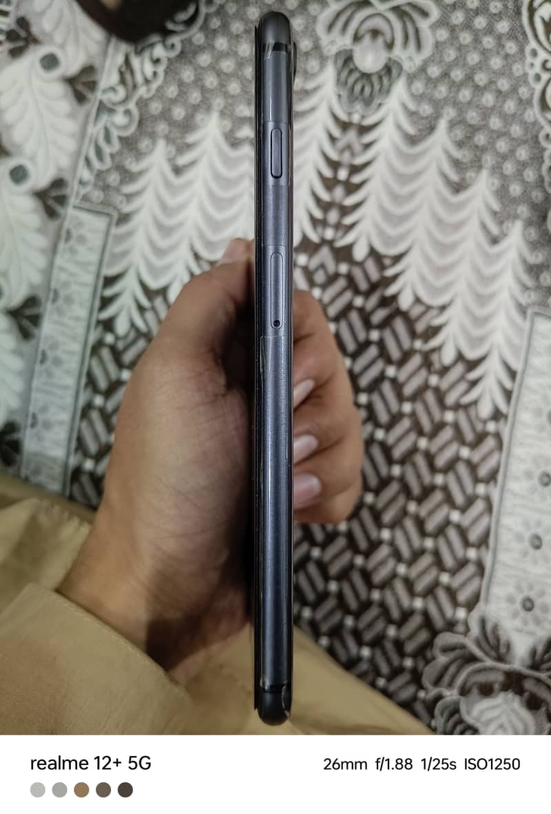 Apple Iphone 8 plus PTA Approved with Box and original charger 3