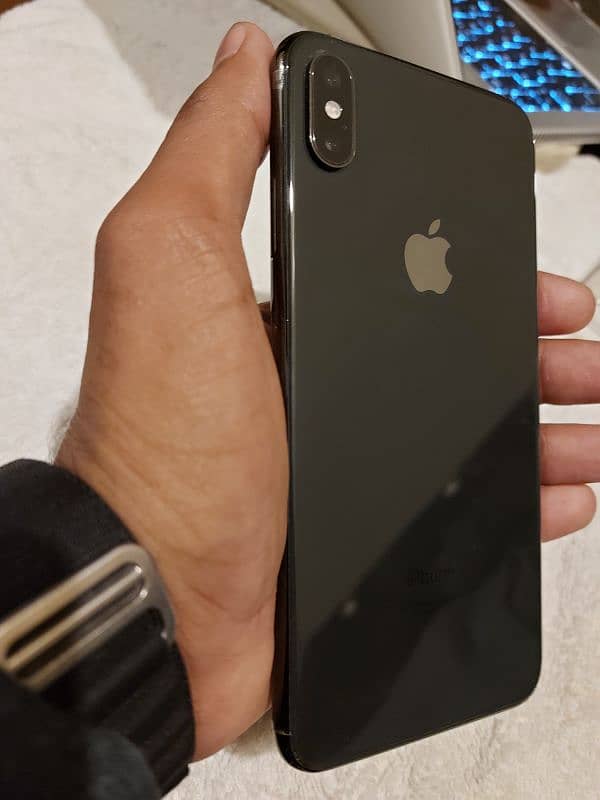 i phone xs max 256 PTA approved 0