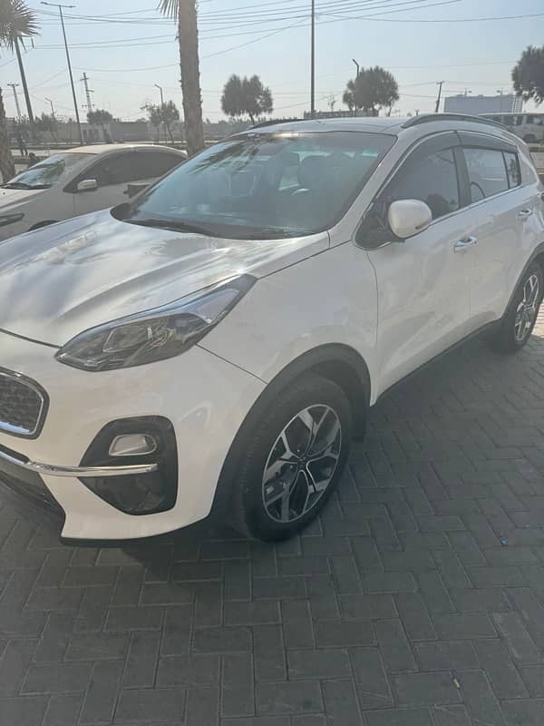 KIA Sportage  FWD 2022 2