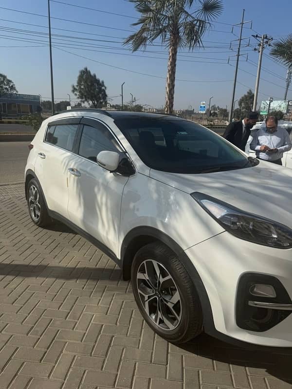 KIA Sportage  FWD 2022 3