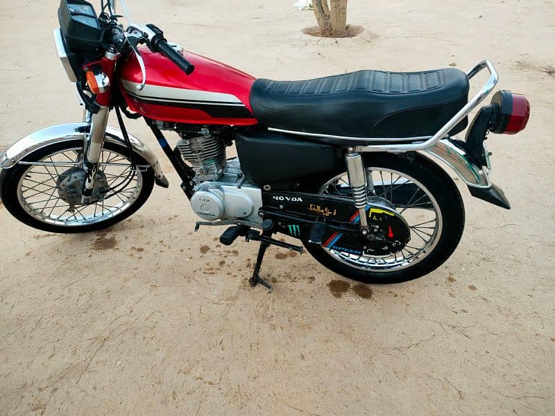 honda cg 125. model 17 Rawalpindi nbr ma ha whatsup 03179978145 6