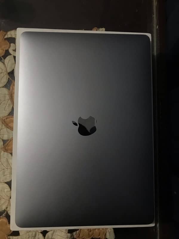 macbook air 2020 i3 1