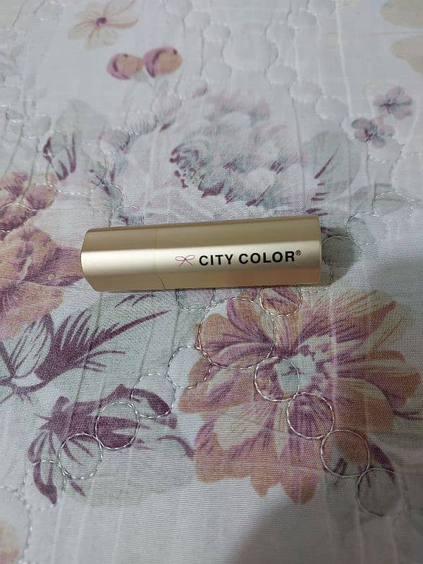 citi colour brand lips 0